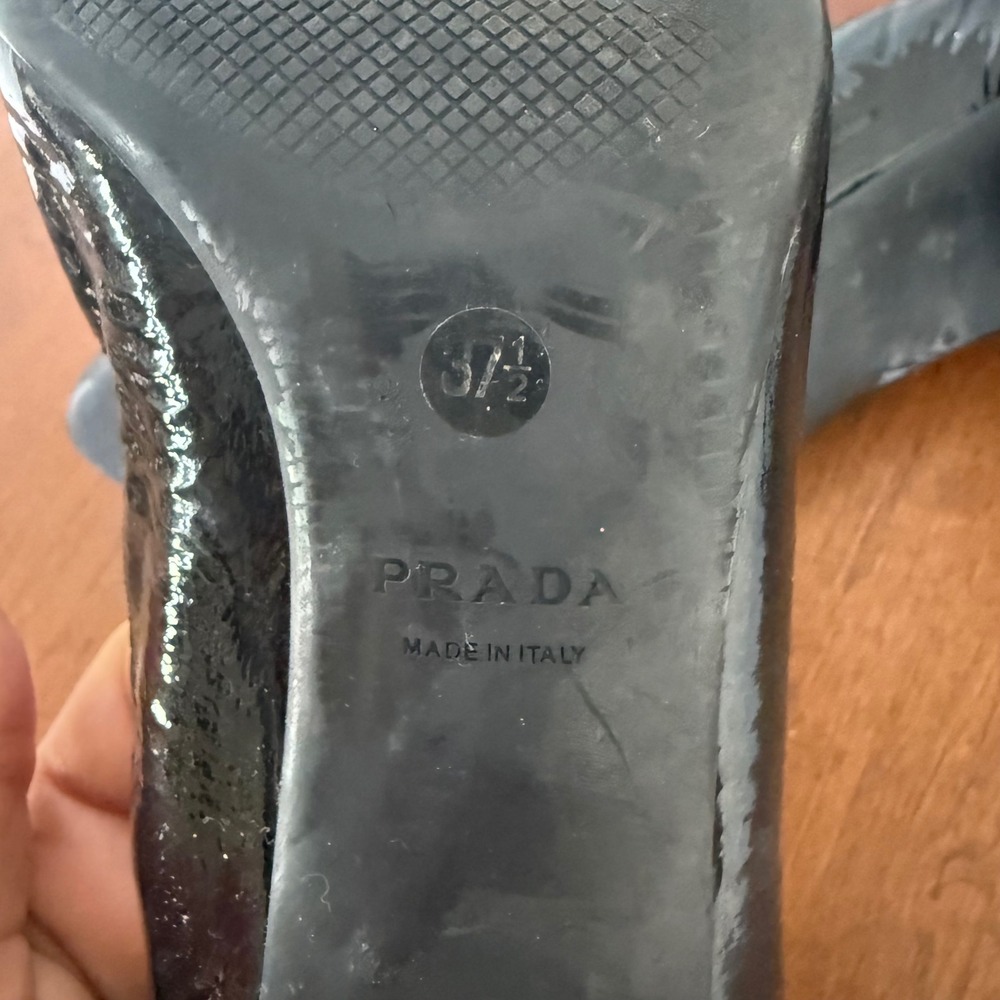 Prada Black Patent Leather Pointed Toe Elastic Pumps Heels Italy 37.5 - Picture 7 of 9